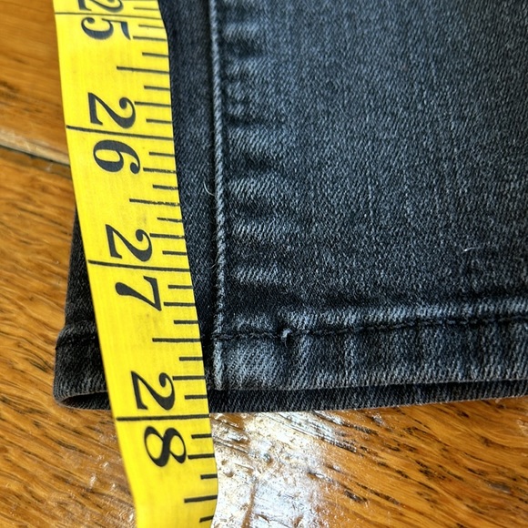 J Brand black jeans. Skinny Leg Vanity, size 31. - Picture 10 of 10
